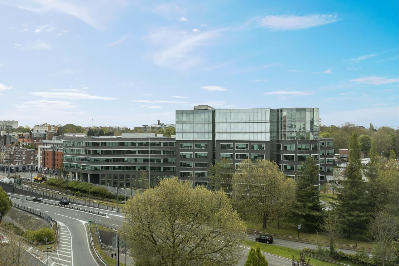 Bureau La Madeleine 1242m² Location bureau La Madeleine Nord OLBUR2114243 2